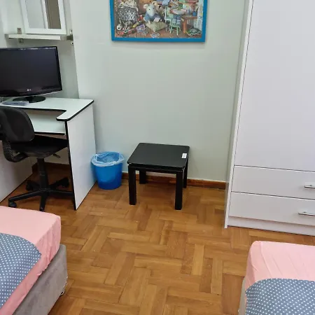 Apartment Stadion Apts Near Center *